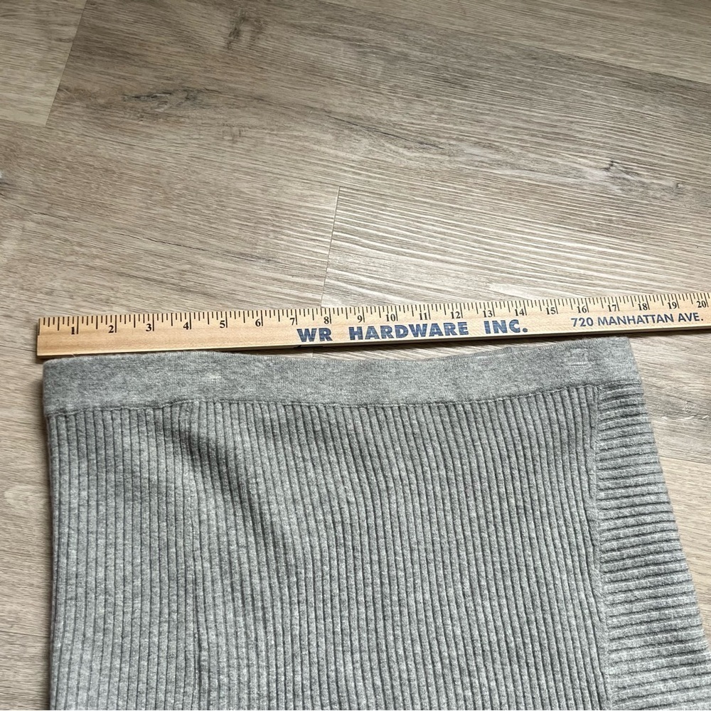 Cheap Monday NWT grey ribbed midi skirt - Picture 4 of 7